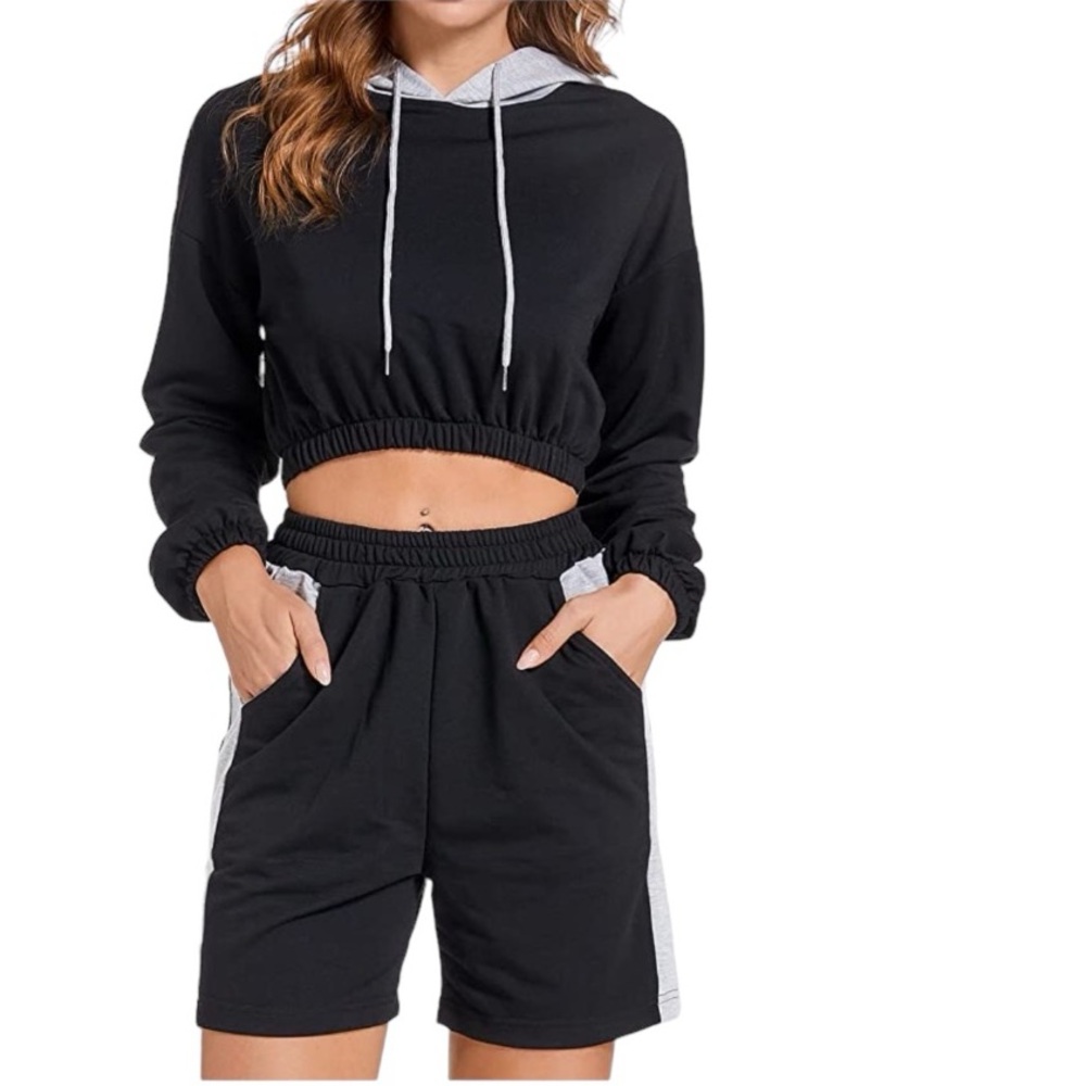 Crop Hoodie and Shorts Coordinated Set Long Sleeve Size Small Black and Gray